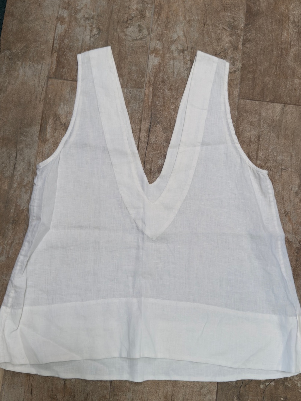 Asceno White Linen Linen Deep V Sleeveless Top Size L